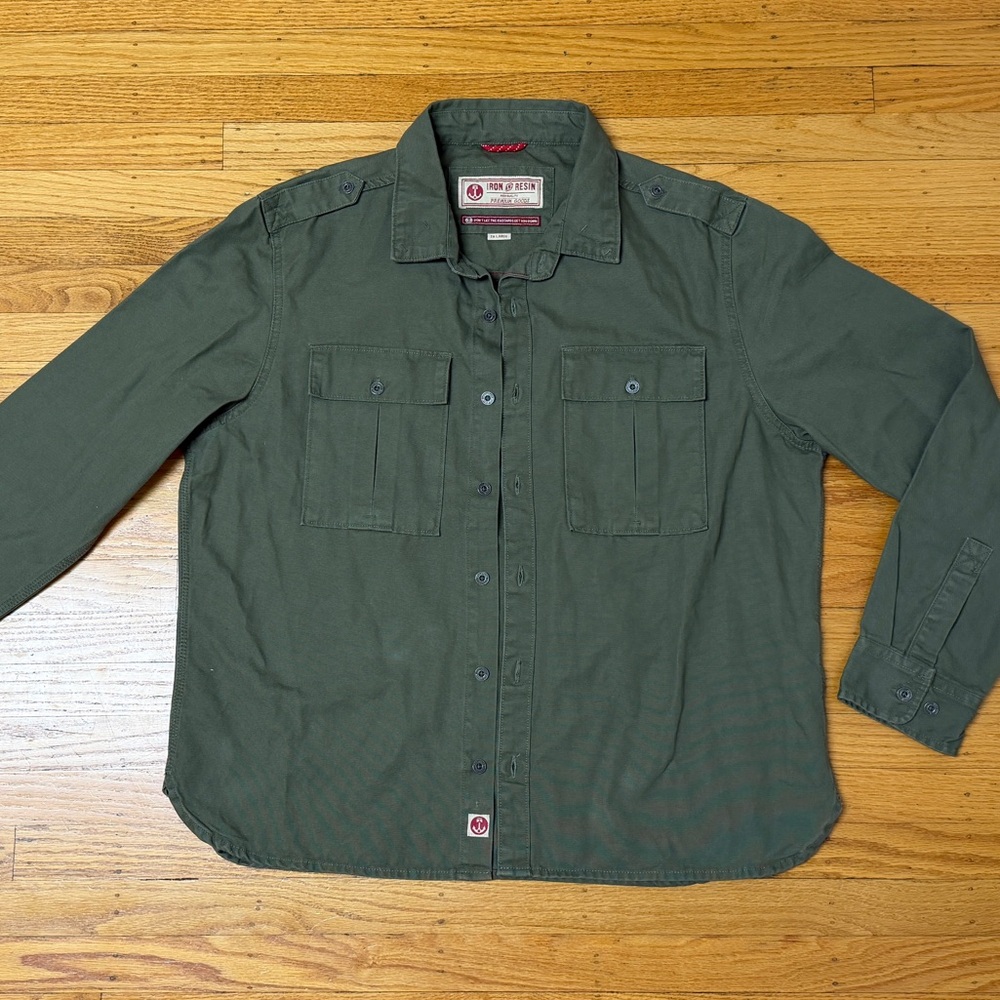 Iron & Resin Men's Boone Olive Green Casual Button-Down Shirt